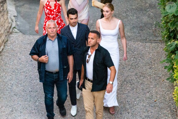 Exclusif - Sophie Turner et Joe Jonas à l'hôtel Crillon-le-Brave le 27 juin 2019 lors de leur mariage dans le sud de la France.