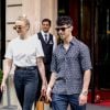 Sophie Turner et Joe Jonas quittant Le Royal Monceau à Paris, le 24 juin 2019.