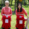 Fabienne et Jade, candidats de "Pékin Express 2019", photo officielle de M6