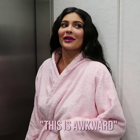 Capture video - Une journée dans la vie de Kylie Jenner - 7 juin 2019 Los Angeles.  Los Angeles, - Kylie Jenner: A Day in the Life - "I wanted to give you guys a glimpse into a typical day for me. You guys have been asking to see my new office, but I thought it would be fun to show you everything from the moment I wake up, so I'm taking you into my home, my closet, my business meetings, my photoshoots and more" --------- BACKGRID DOES NOT CLAIM ANY COPYRIGHT OR LICENSE IN THE ATTACHED MATERIAL. ANY DOWNLOADING FEES CHARGED BY BACKGRID ARE FOR BACKGRID'S SERVICES ONLY, AND DO NOT, NOR ARE THEY INTENDED TO, CONVEY TO THE USER ANY COPYRIGHT OR LICENSE IN THE MATERIAL. BY PUBLISHING THIS MATERIAL , THE USER EXPRESSLY AGREES TO INDEMNIFY AND TO HOLD BACKGRID HARMLESS FROM ANY CLAIMS, DEMANDS, OR CAUSES OF ACTION ARISING OUT OF OR CONNECTED IN ANY WAY WITH USER'S PUBLICATION OF THE MATERIAL07/06/2019 - Los Angeles