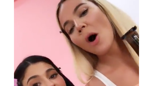 Kylie Jenner et Khloé Kardashian complètement ivres pour Kylie Cosmetics