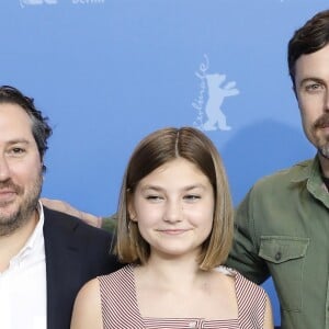 Teddy Schwarzman, Casey Affleck et Anna Pniowsky - Les célébrités posent lors de la première du film "Light of my life" à l'occasion du 69ème festival du film de Berlin le 7 février, 2019