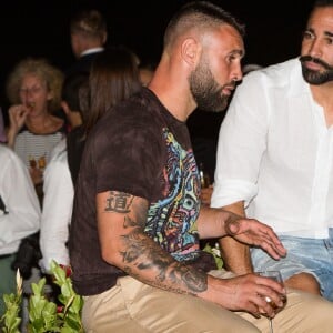 Yohan Lidon (kickboxeur) et Adil Rami assistent à la soirée des 50 ans de l'hôtel le Mas de Bellevue à Saint-Tropez, Côte d'Azur, France, le 8 août 2019. © Jack Tribeca/Bestimage