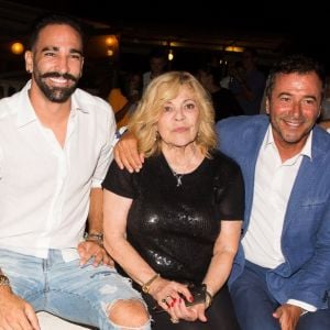 Bettina (propriétaire), Yohan Lidon (kickboxeur), Adil Rami, Nicoletta, Bernard Montiel, Jocelyn et Jean-Christophe Molinier assistent à la soirée des 50 ans de l'hôtel le Mas de Bellevue à Saint-Tropez, Côte d'Azur, France, le 8 août 2019. © Jack Tribeca/Bestimage