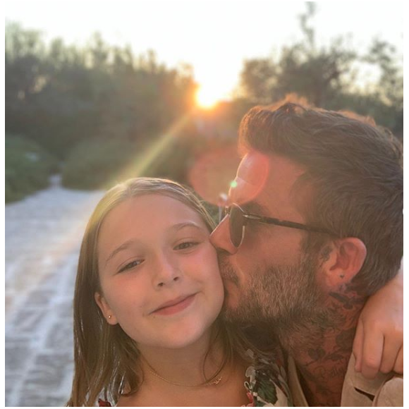 David Beckham pose avec sa fille Harper, en Italie, le 10 août 2019