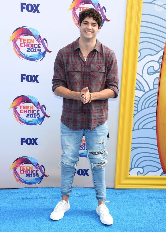 Noah Centineo aux Teen Choice Awards 2019 à Hermosa Beach, le 11 août 2019.