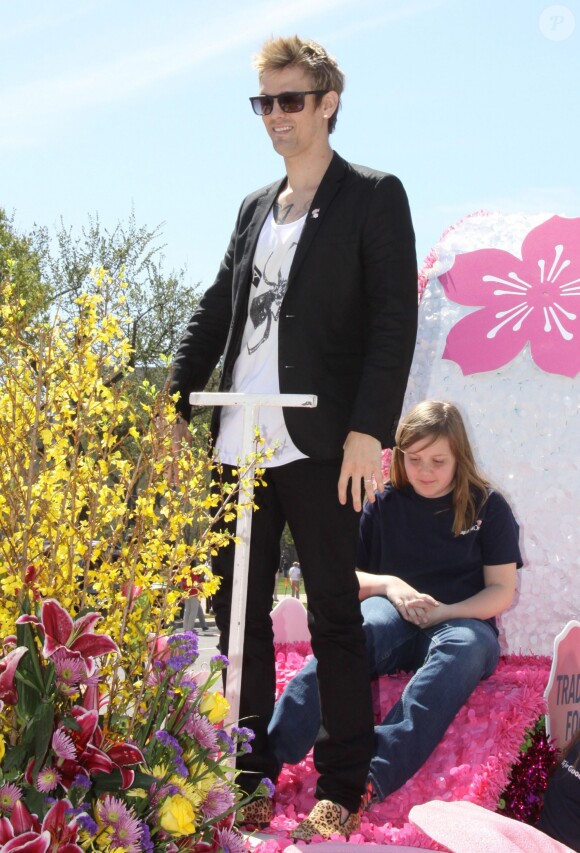 Aaron Carter donne un concert lors du "National Cherry Blossom Festival" à Washington, le 12 avril 2014.