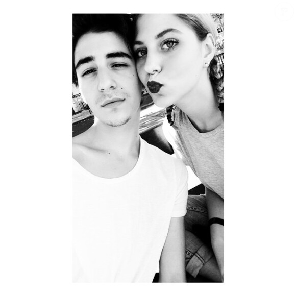 Ben Attal et sa petite-amie, Sara.