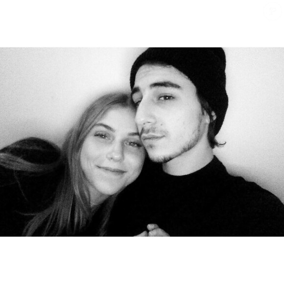 Ben Attal et sa petite-amie, Sara.