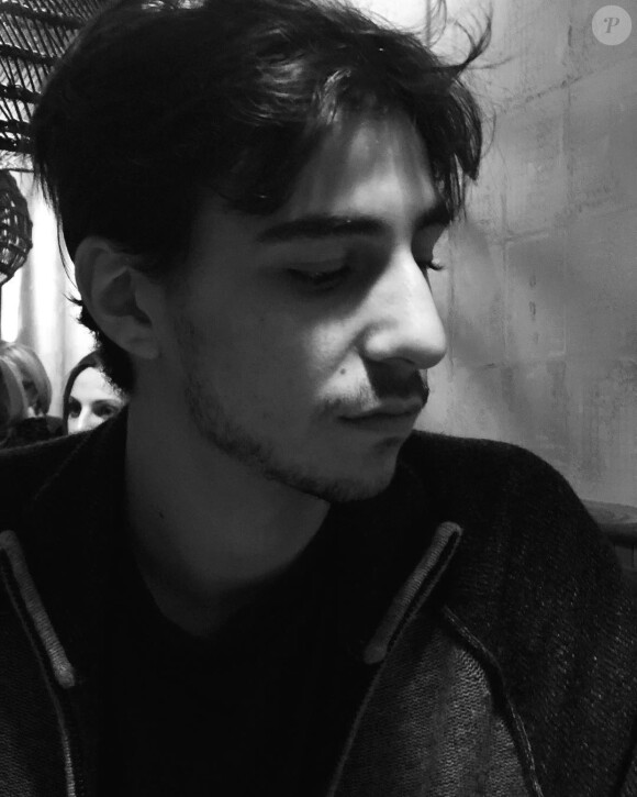 Ben Attal et sa petite-amie, Sara.