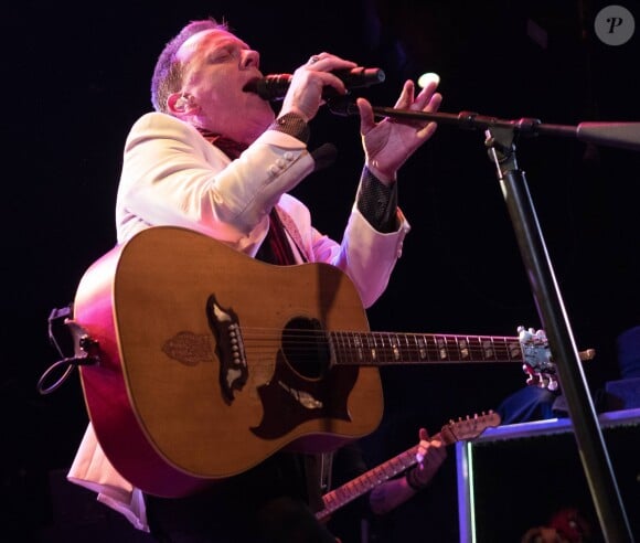 Kiefer Sutherland et son groupe en concert à Londres le 21 juin 2018