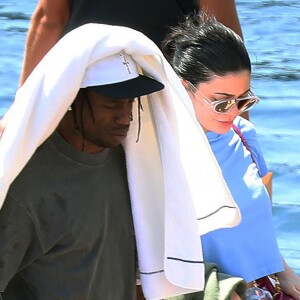 Kylie Jenner, son compagnon Travis Scott en vacances à Monaco, le 16 août 2019.