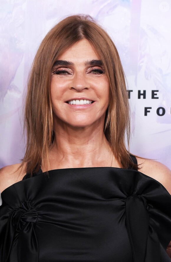 Carine Restoin-Roitfeld au photocall de la soirée des "Fragrance Foundation Awards" à New York, le 5 juin 2019.