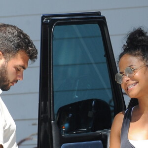 Exclusif - Christina Milian, enceinte, à la sortie du salon de coiffure "Drybar" à Los Angeles, le 22 août 2019.