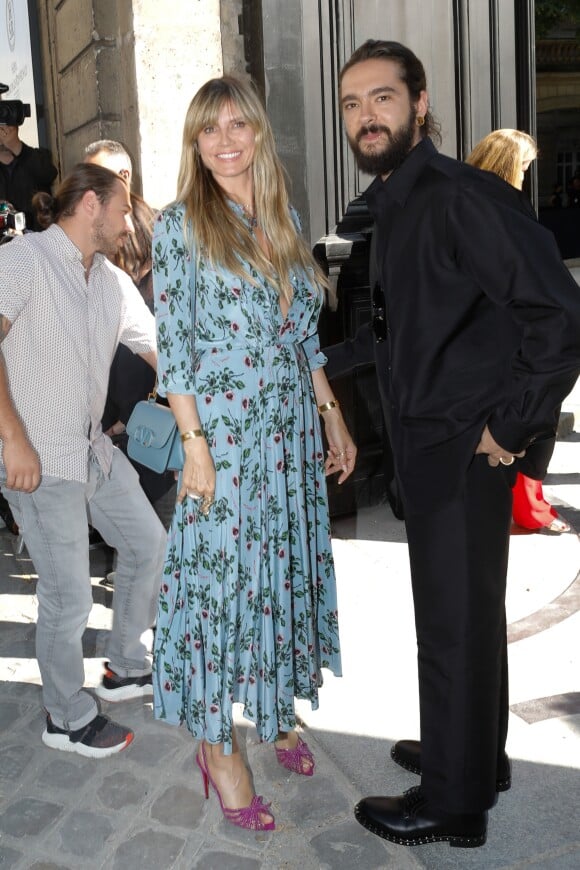 Heidi Klum et son fiancé Tom Kaulitz arrivent au défilé Haute Couture Valentino collection Automne-Hiver 2019/20 à l'hôtel Salomon de Rothschild à Paris, France, le 3 juillet 2019. © Veeren-ClovisBestimage