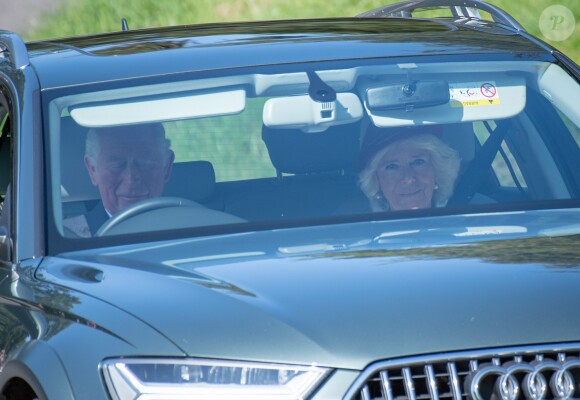 Le prince Charles, prince de Galles, Camilla Parker Bowles, duchesse de Cornouailles - Les membres de la famille royale se rendent à la messe à Ballater le 25 août 2019.