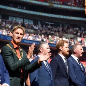 Le prince Harry, duc de Sussex, lors du match de finale de la Rugby League Challenge Cup à Londres le 24 août 2019.