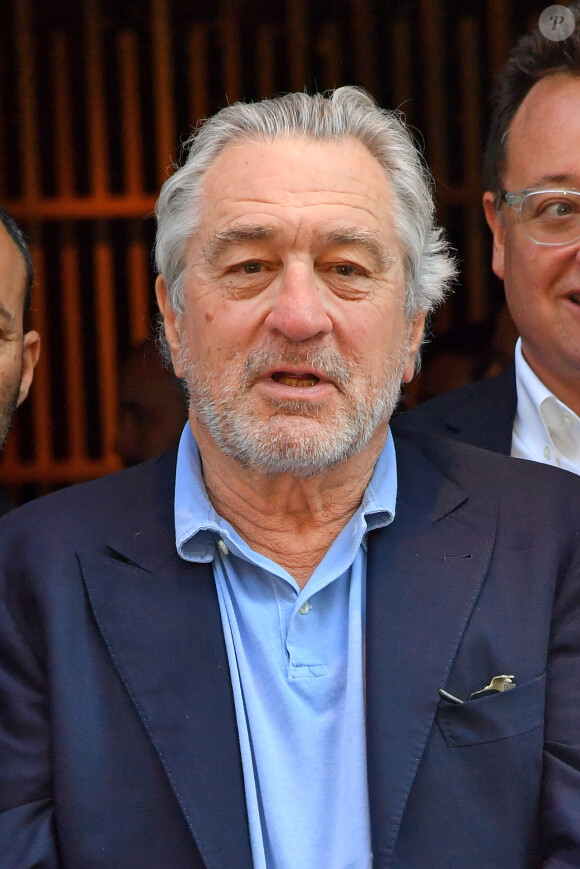 Robert De Niro, Nobu Matsuhisa, Meir Teper à l'inauguration du "Nobu Hotel Shoreditch" à Londres, le 15 mai 2018.