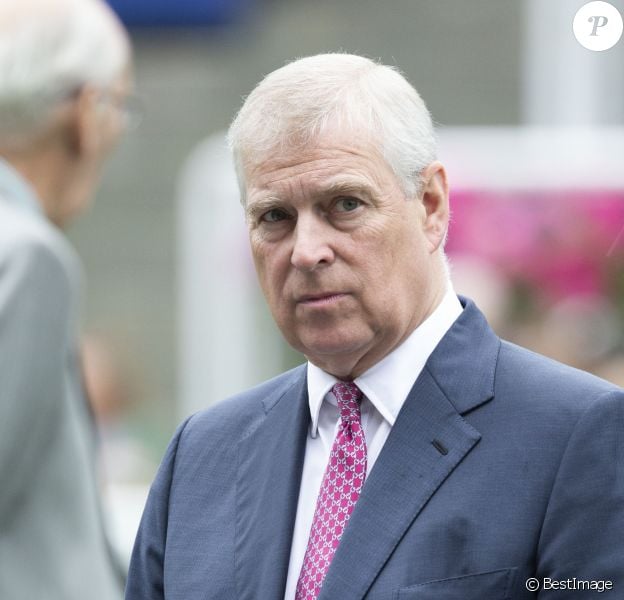 Le prince Andrew, duc d'York, assiste à la course de chevaux King George à Ascot le 27 juillet 2019.