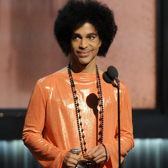 Prince lors des 57e Grammy Awards, le 8 février 2015 à Los Angles. L'artiste est mort le 21 avril 2016 à 57 ans.