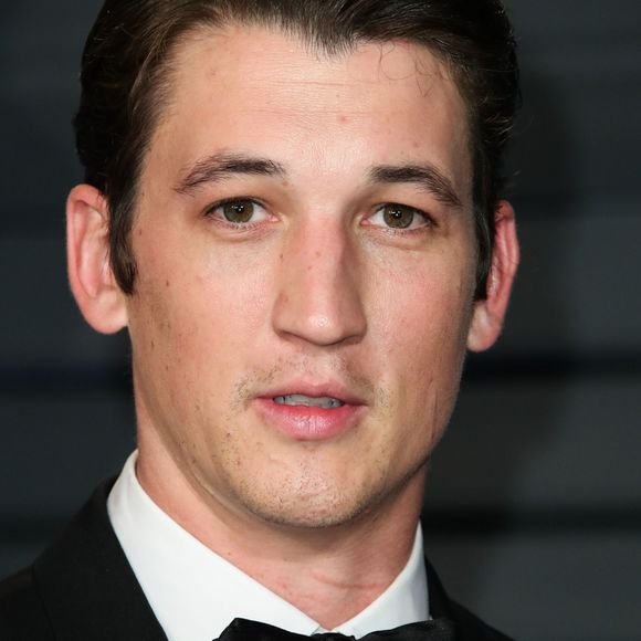 Miles Teller à la soirée Vanity Fair Oscar au Wallis Annenberg Center à Beverly Hills, le 4 mars 2018.