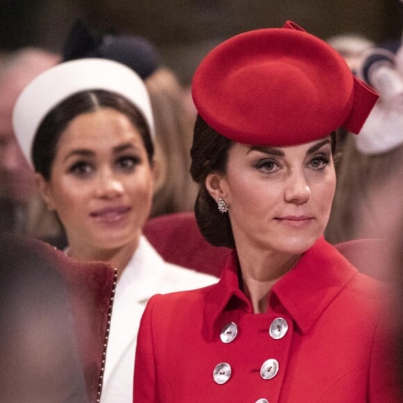 Kate Middleton, duchesse de Cambridge, et Meghan Markle, duchesse de Sussex lors de la messe en l'honneur de la journée du Commonwealth à l'abbaye de Westminster à Londres le 11 mars 2019.