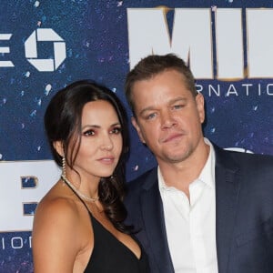 Matt Damon et sa femme Luciana Barroso à la première mondiale du film "Men In Black International" au cinéma AMC Loews Lincoln Square 13 à New York City, New York, Etats-Unis, le 11 juin 2019.