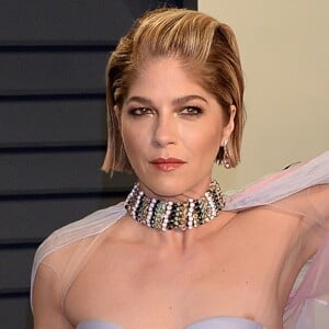 Selma Blair (dans une robe Ralph & Russo) à la soirée Vanity Fair Oscar Party à Los Angeles, le 24 février 2019