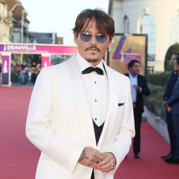 Johnny Depp - Tapis rouge du film "Waiting for the Barbarians" avant la cérémonie d'hommage à J. Depp pour l'ensemble de sa carrière lors du 45ème festival du Cinéma Américain de Deauville le 8 septembre 2019. © Denis Guignebourg/Bestimage