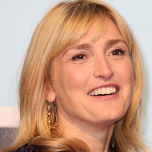 Julie Gayet participe à la soirée d'ouverture du premier jour de la 21ème Festival de la Fiction de La Rochelle, France, le 11 septembre 2019. © Patrick Bernard/Bestimage