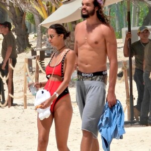 Exclusif - Lais Ribeiro et son compagnon Joakim Noah passent leurs vacances sur une plage Tulum au Mexique le 1er juin 2019.