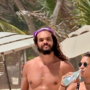 Exclusif - Lais Ribeiro et son compagnon Joakim Noah passent leurs vacances sur une plage Tulum au Mexique le 1er juin 2019.