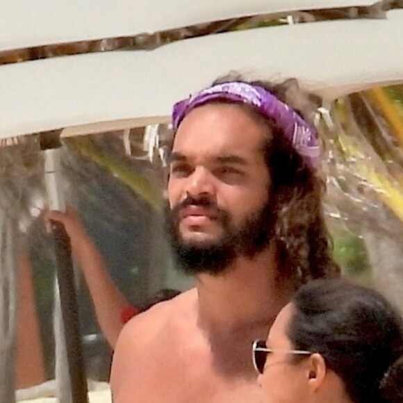 Exclusif - Lais Ribeiro et son compagnon Joakim Noah passent leurs vacances sur une plage Tulum au Mexique le 1er juin 2019.