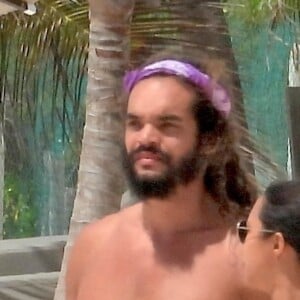 Exclusif - Lais Ribeiro et son compagnon Joakim Noah passent leurs vacances sur une plage Tulum au Mexique le 1er juin 2019.