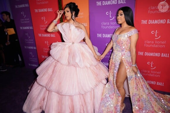 Cardi B et Hennessy Carolina à la 5ème édition de la soirée "Rihanna Annual Diamond Ball" à New York, le 12 septembre 2019.