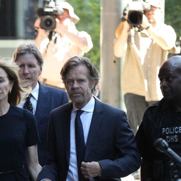 Felicity Huffman au tribunal fédéral de Boston le 13 septembre 2019. L'actrice américaine a été condamnée à deux semaines de prison pour avoir payé 15 000 dollars afin de falsifier les tests d'entrée à l'université de sa fille aînée.