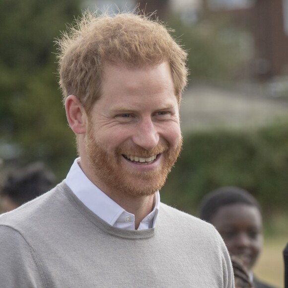 Le prince Harry, duc de Sussex, visite le lycée Lealands à Luton, le 12 septembre 2019.