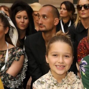 Victoria Beckham soutenue par sa famille lors de son défilé de mode organisé à Londres, le 15 septembre 2019. David Beckham et leurs enfants, Brooklyn, Romeo, Cruz et Harper étaient présents.