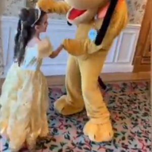 Jade Lagardère a fêté les 7 ans de Liva à Disneyland Paris, le 16 septembre 2019.
