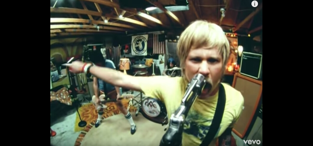 Vidéo Blink182, First Date Purepeople