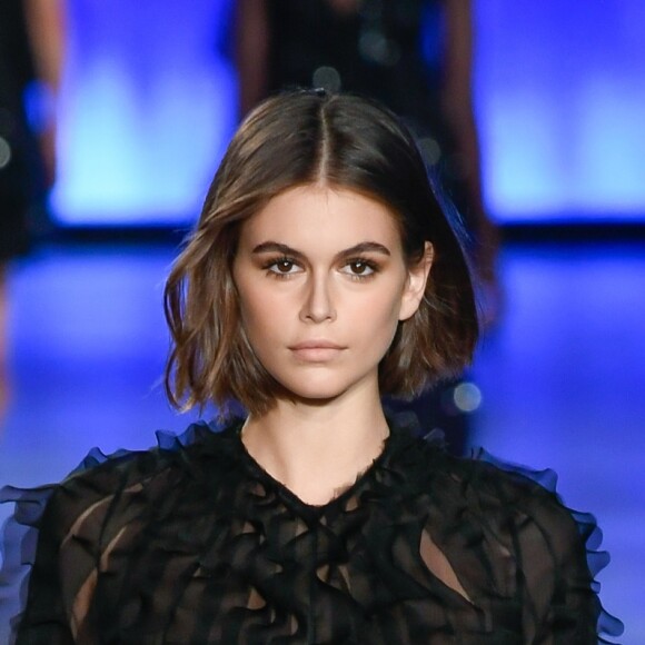 Kaia Gerber participe au défilé Alberta Ferretti printemps-été 2020. Milan, le 18 septembre 2019.