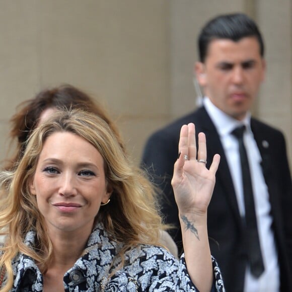 Laura Smet - Les célébrités à la sortie du défilé "Chanel Cruise Collection 2020" au Grand Palais. Paris, le 3 mai 2019. © CVS-Veeren/Bestimage