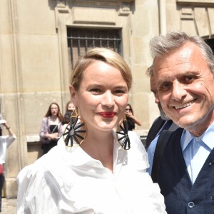 Pauline De Drouas et son compagnon Jean-Charles de Castelbajac - Arrivées au défilé de mode "Christian Dior", collection Haute-Couture automne-hiver 2018/2019, à Paris. Le 2 juillet 2018 © CVS-Veeren / Bestimage