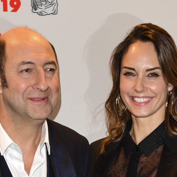 Kad Merad et sa compagne Julia Vignali - Photocall du dîner de la 44ème cérémonie des César au Fouquet's à Paris. Le 22 février 2019 © Pierre Perusseau / Bestimage