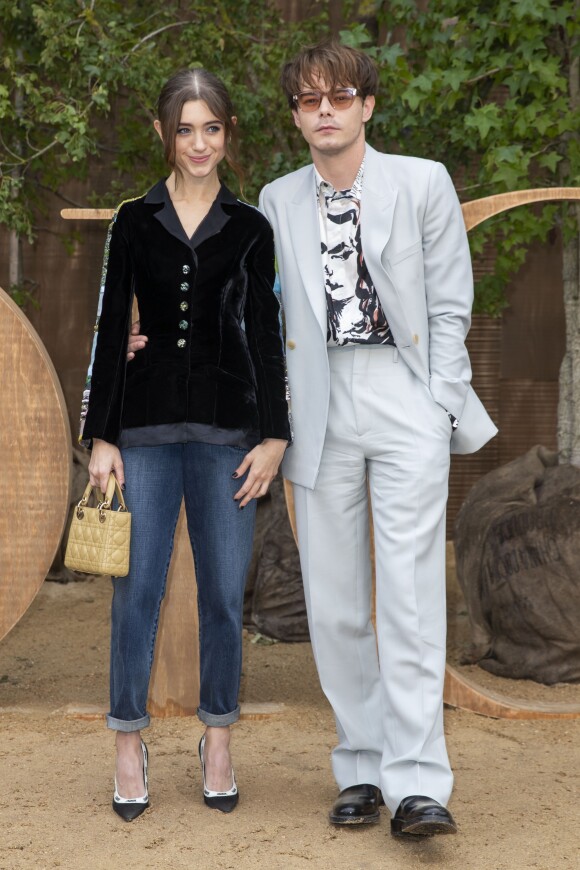 Charlie Heaton et sa compagne Natalia Dyer - Photocall du défilé de mode "Christian Dior" PAP femme printemps/été 2020 à Paris. Le 24 septembre 2019 © Olivier Borde / Bestimage