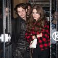 Charlie Heaton et sa compagne Natalia Dyer (sac Dior) - Sorties des people lors du dîner "Dior Beauty" au restaurant Caviar Kaspia en marge de la Fashion Week à Paris le 24 septembre 2019.