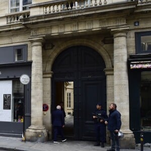 François Pinault, Maryvonne Pinault et François-Henri Pinault - Les membres de la famille Pinault passent au domicile de Jacques Chirac à Paris le 26 septembre 2019. Jacques Chirac et sa femme vivaient dans un hôtel particulier prêté par la famille Pinault.