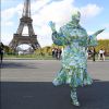 Cardi B visite la Tour Eiffel, habillée d'un look Richard Quinn et de souliers Saint Laurent. Paris, le 28 septembre 2019. © Perusseau - Da Silva / Bestimage