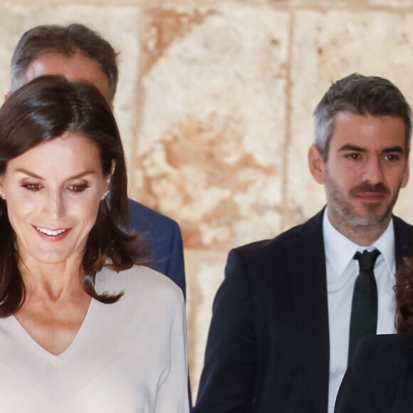 Letizia d'Espagne lors de l'inauguration du séminaire international sur les langues et le journalisme intitulé "Espagnol et machines: langues, éthique et journalisme" à San Miguel de la Cogolla, à La Rioja, le 3 octobre 2019.