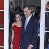 Le roi Felipe VI et la reine Letizia d'Espagne assistent au 30ème anniversaire du quotidien "El Mundo" à l'hôtel Westin Palace à Madrid le 1er octobre 2019.